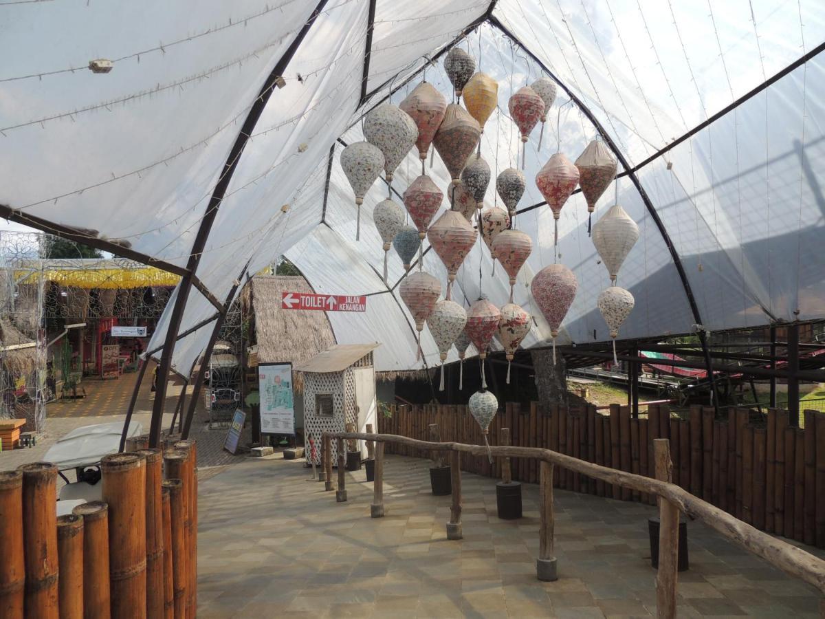 Hotel Semilir Glamping *